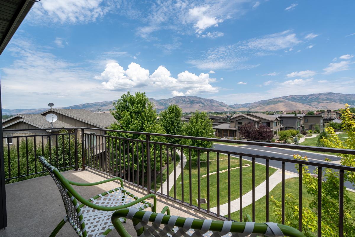 Scenic views from the upper deck overlooking the neighborhood and mountains.