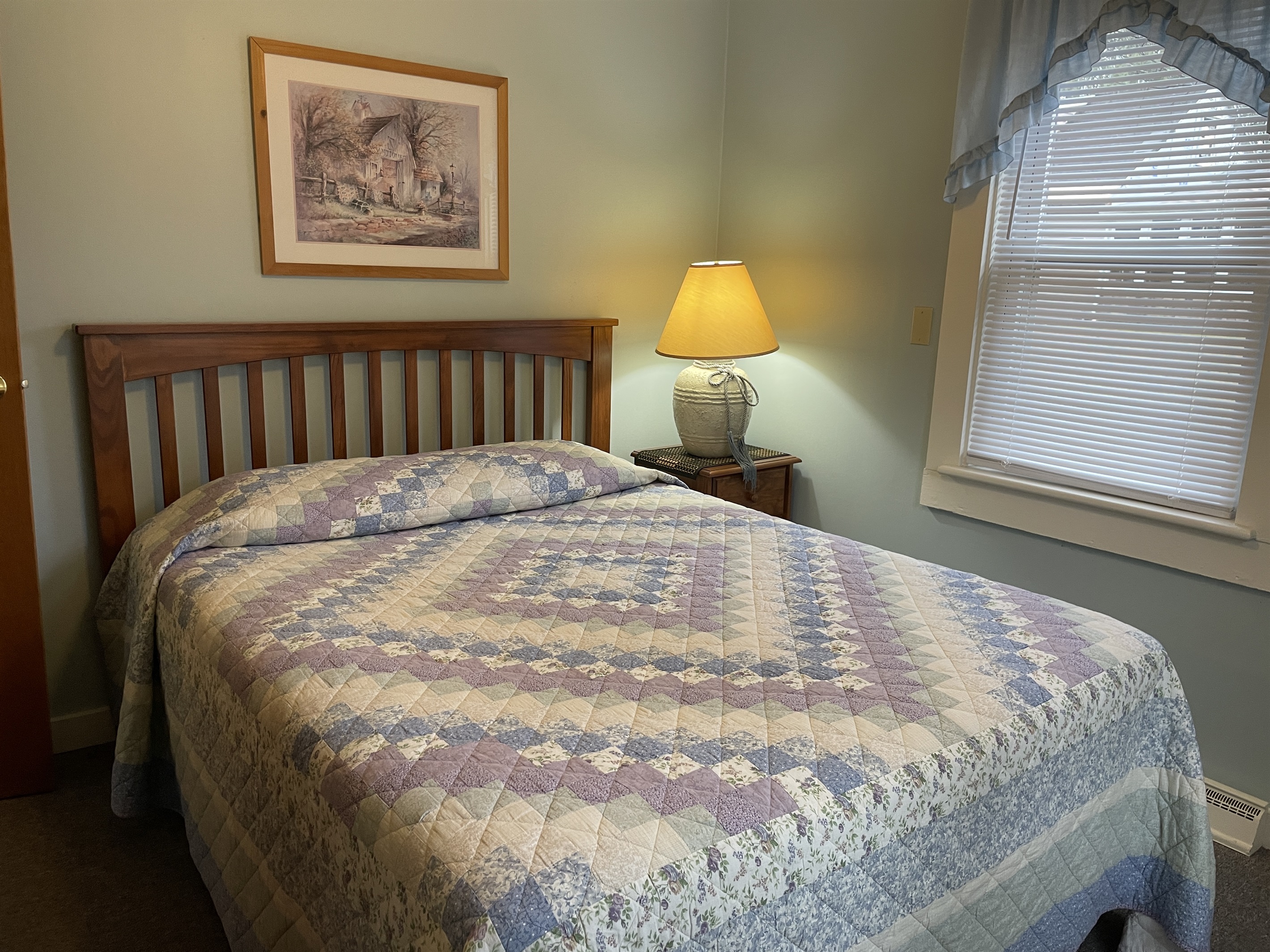 Queen bedroom