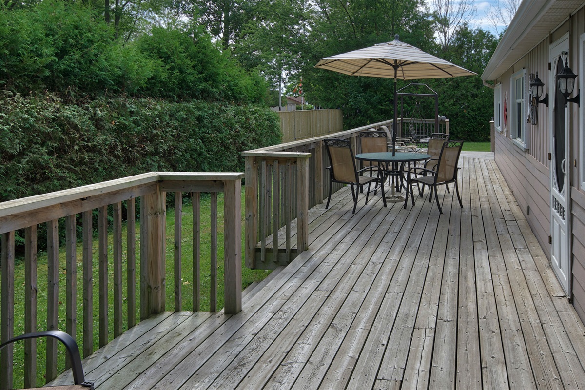 Beautiful deck