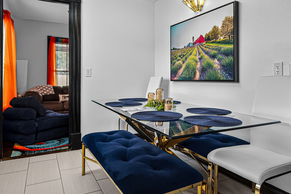 Dining room for 6 to 8.