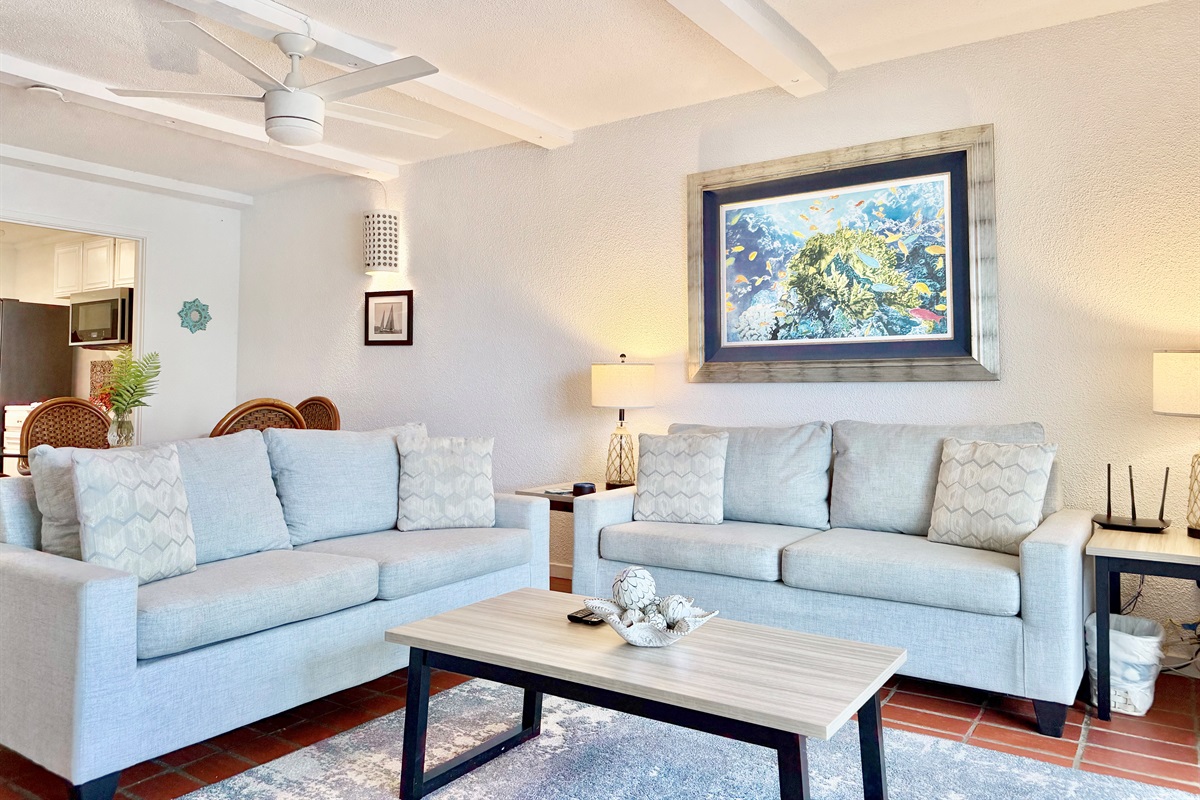 Comfortable living room seating for all to enjoy!
