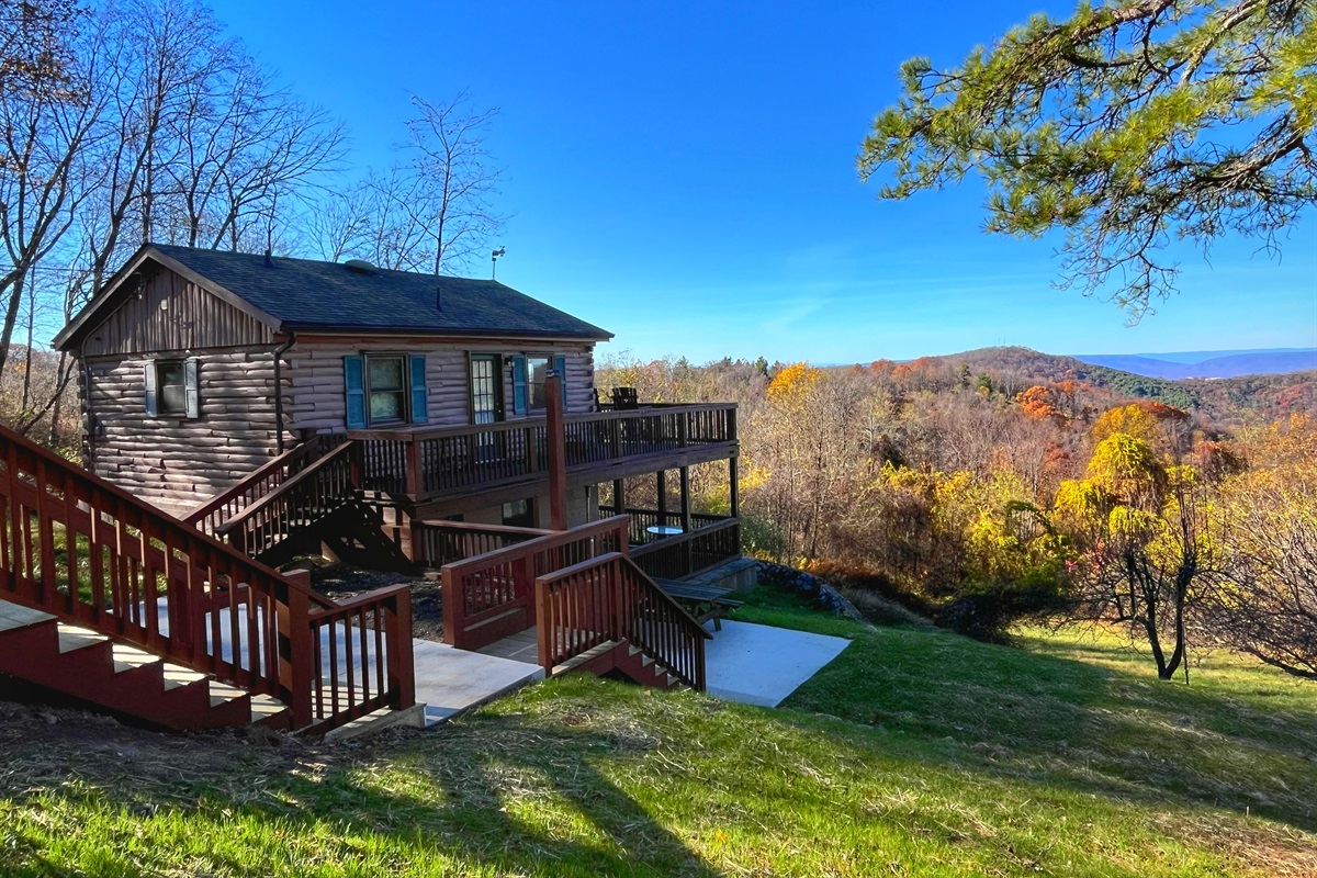 Complete seclusion with breathtaking views :)