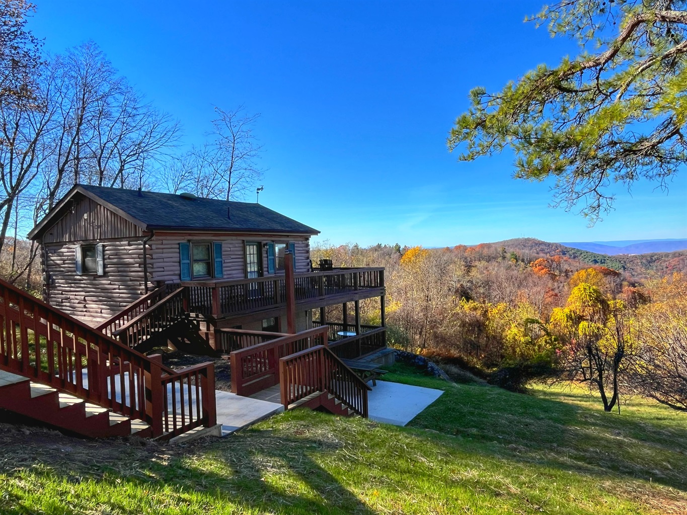 Complete seclusion with breathtaking views :)