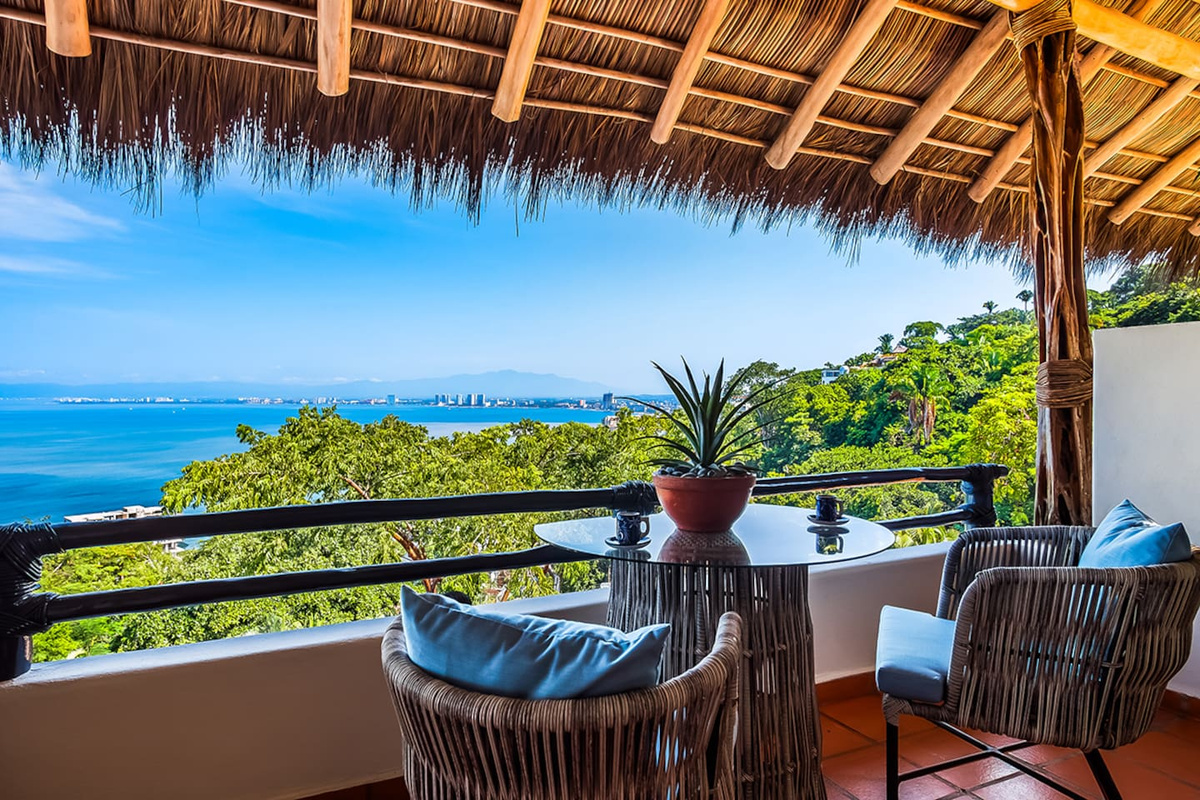 Suite 1 (Master) Balcony