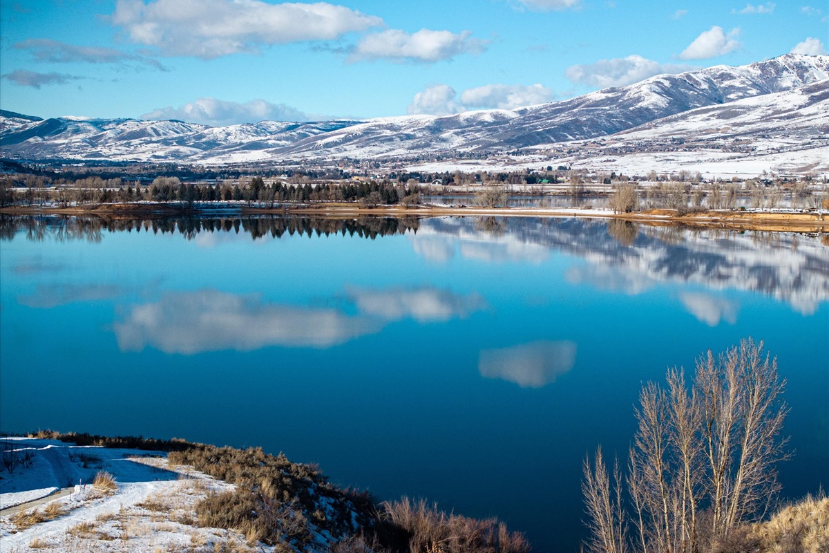 Paddleboarding & watersports with stunning mountain views.
