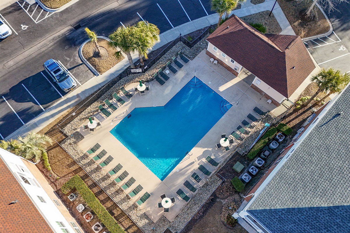 Cypress Bend Pool with loungers and table seating
