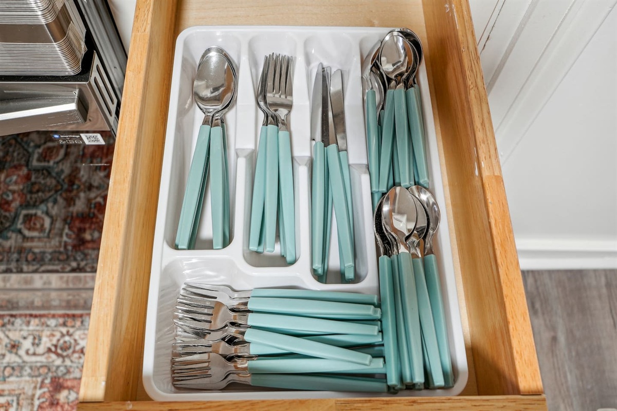 Enjoy a fully equipped kitchen featuring a dishwasher, oven, stove, microwave, sink, toaster, and coffee maker. It also comes stocked with glasses, cooking utensils, pots, pans, spoons, forks, and everything you need to prepare your favorite meals.
