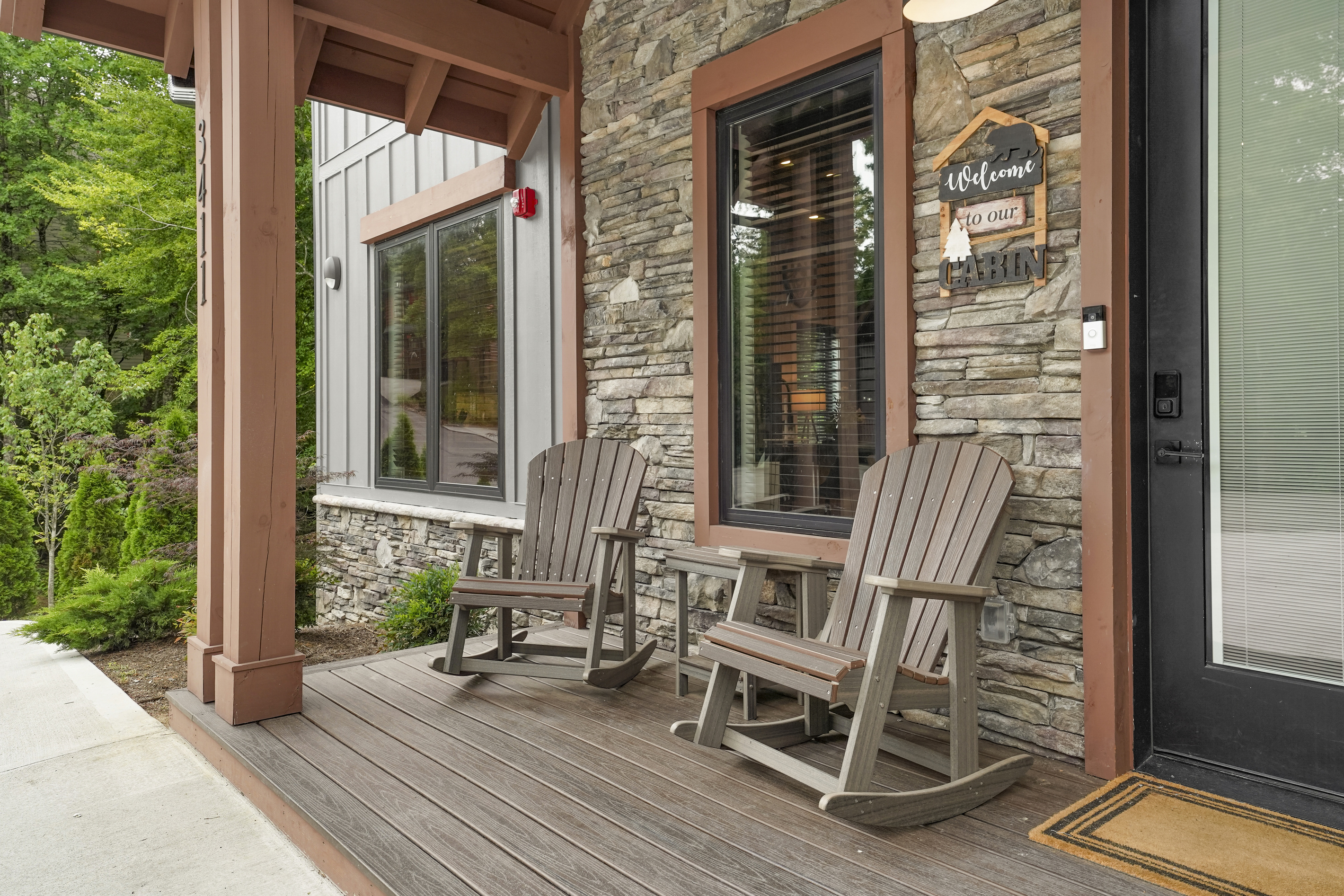 Front porch entrance