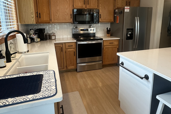 Kitchen with island seating for 4