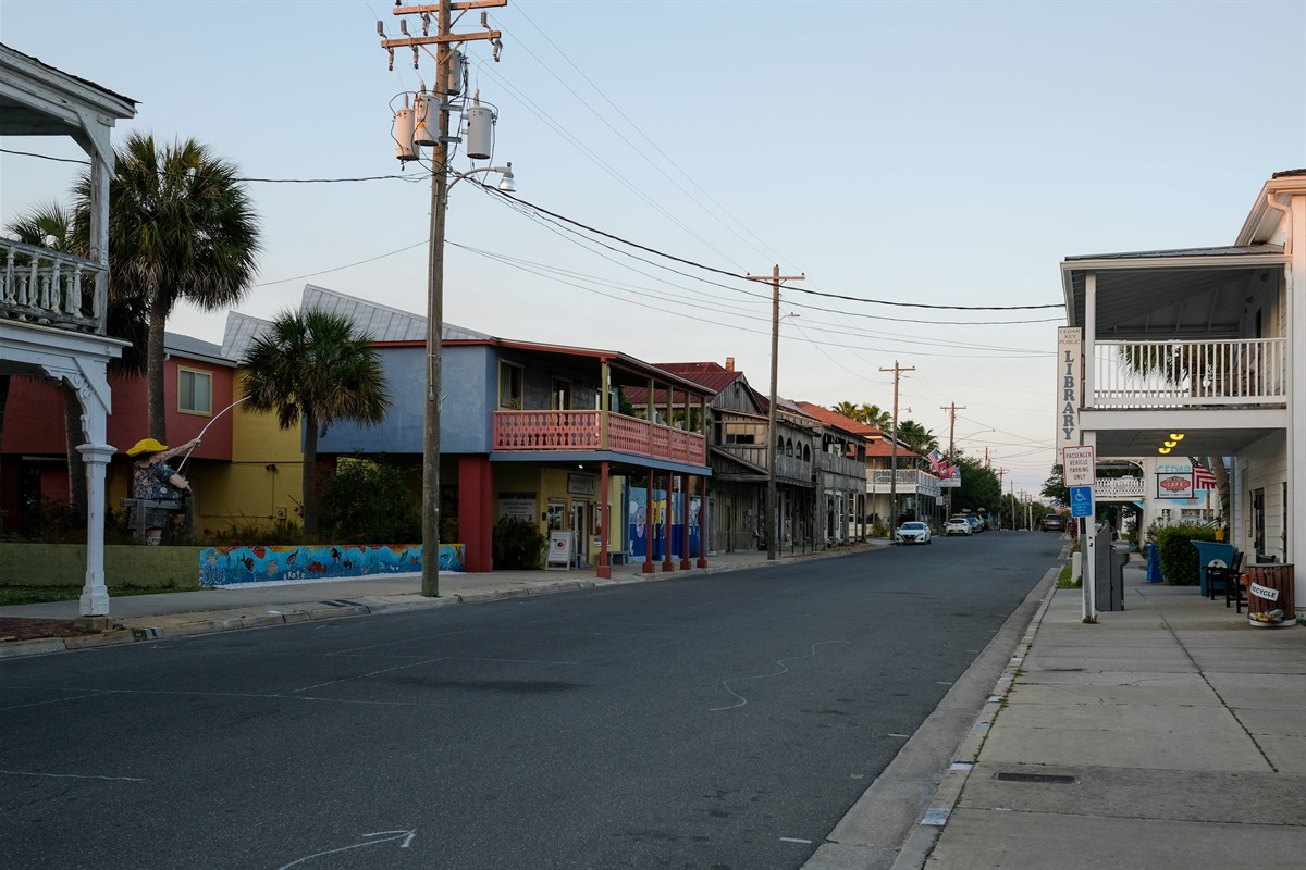 Downtown 2nd Street with shops and some restaurants.
