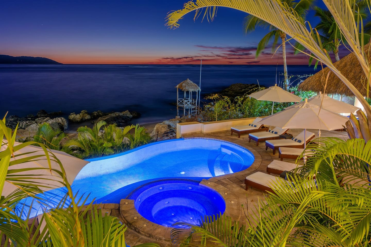 Stunning Night Skies from the Pool