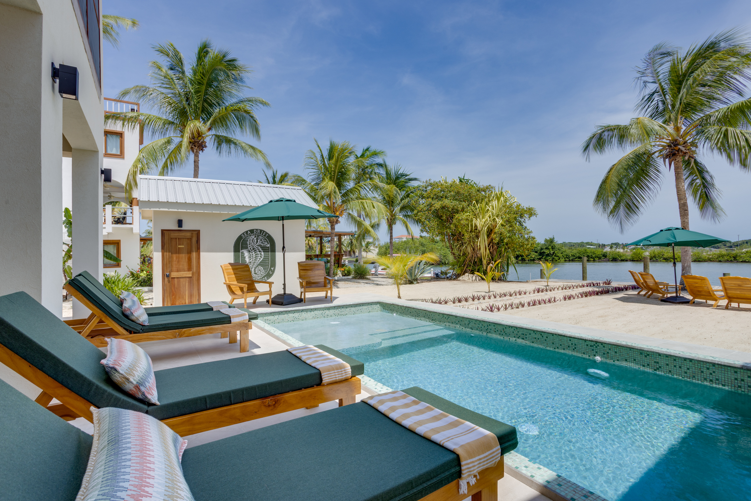 Pool Loungers