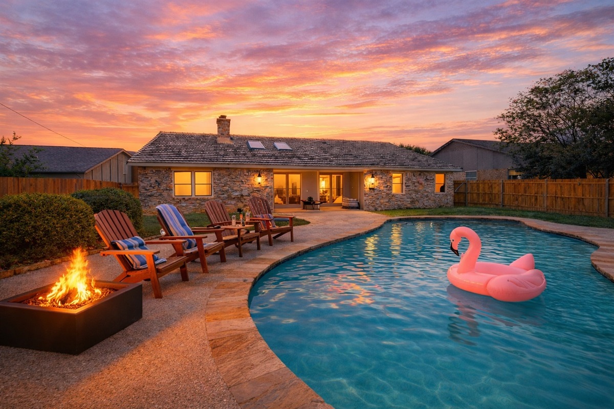 Relax by the sparkling pool – plenty of space for everyone.