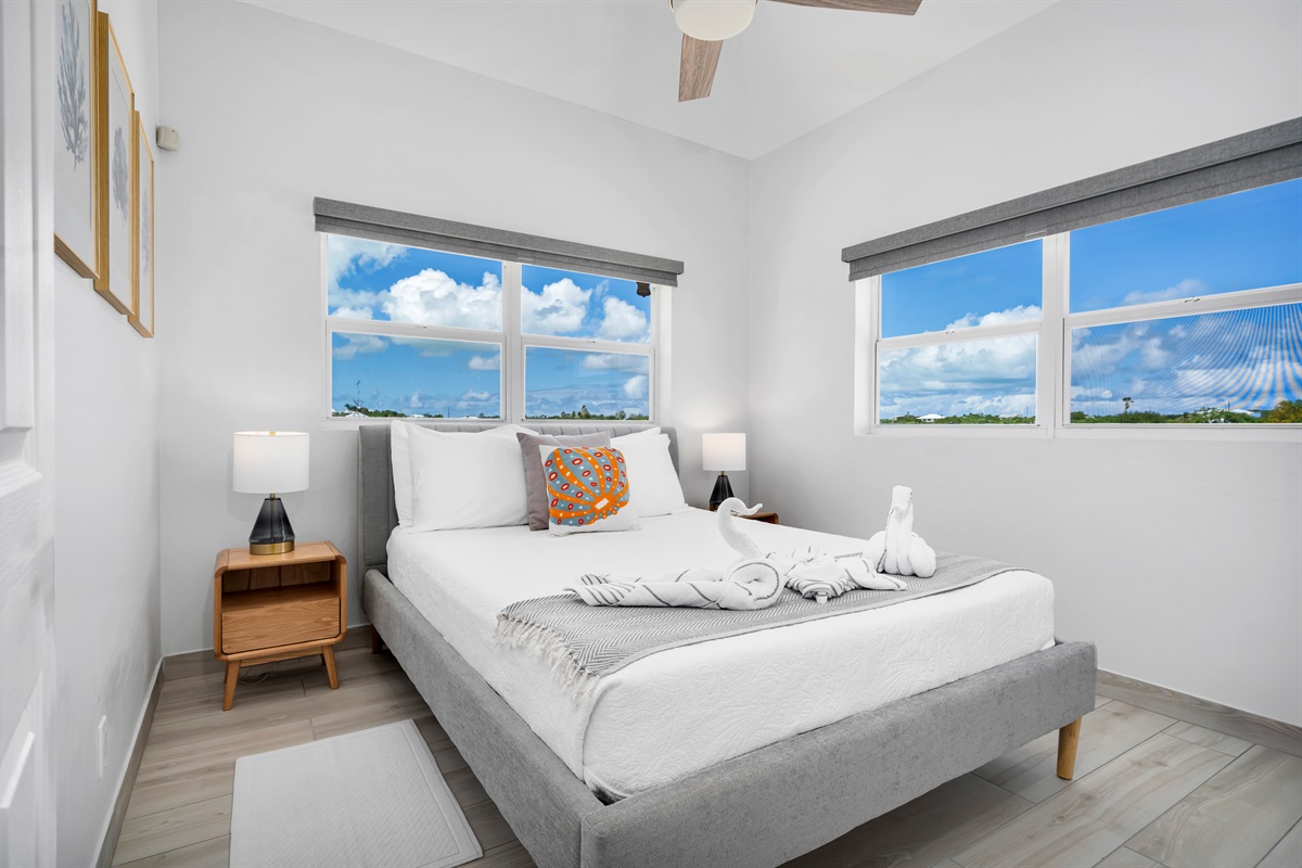 Always Summer - Guest Bedroom