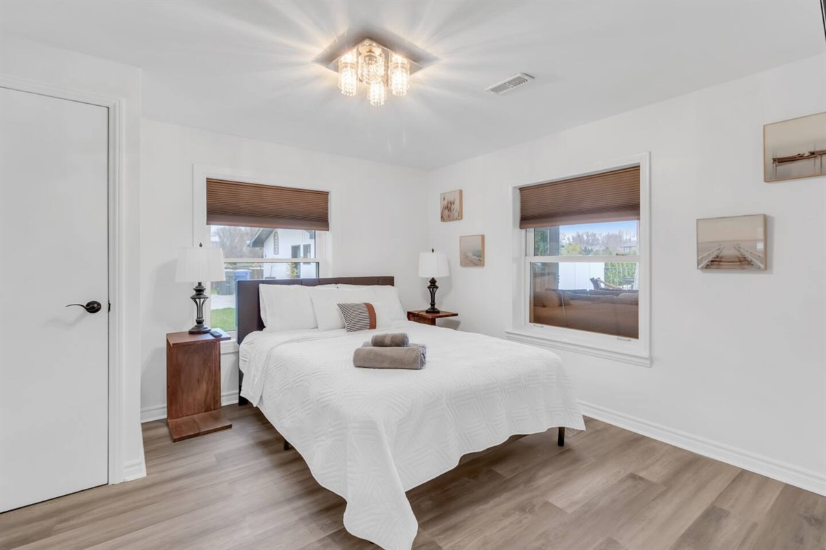 Fourth queen bedroom