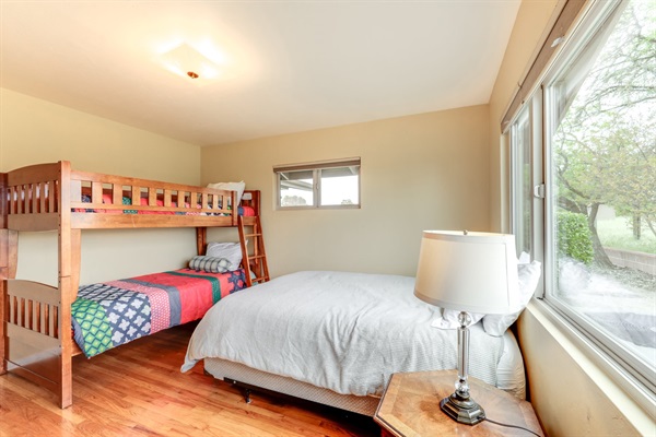 Guest Room 2: Queen and Bunk Beds