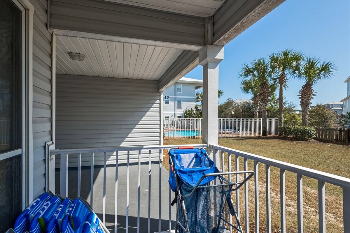 4 Beach Backpack chairs with Beach Cart