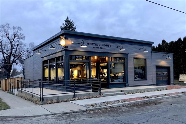 Don't feel like brewing your own cup of coffee in the morning? The Meeting House in South Perry is a quaint and cozy cafe only .3 mile walk! 