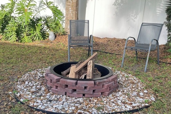 Natural fire pit