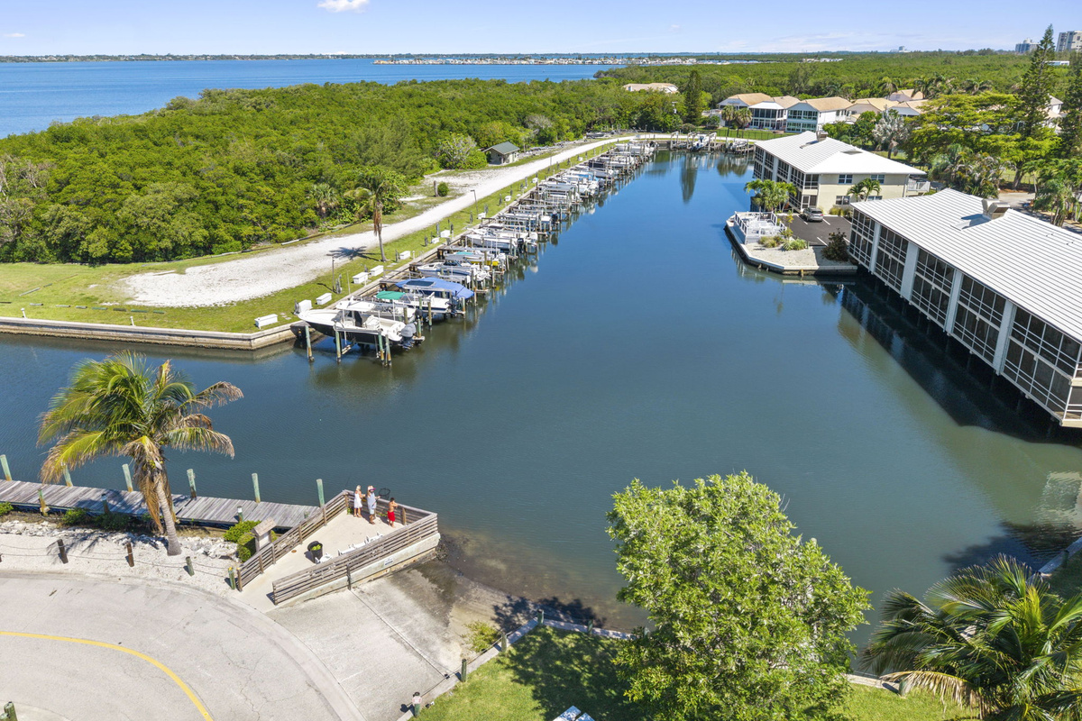 Boat Access to Intercoastal