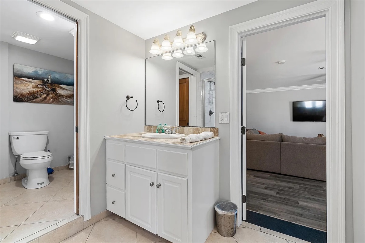 1st floor bathroom