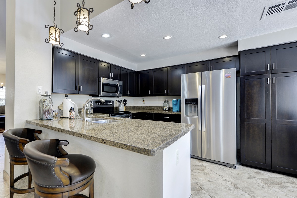 Full Kitchen