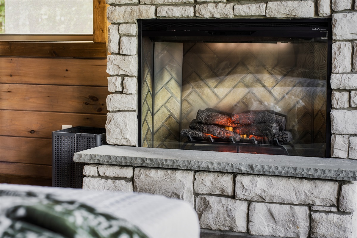 Electric fireplace