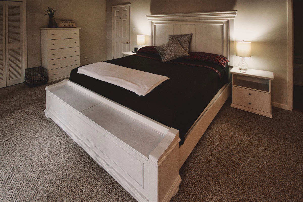 f6b4c55562844420a3fe86239a866033 Large