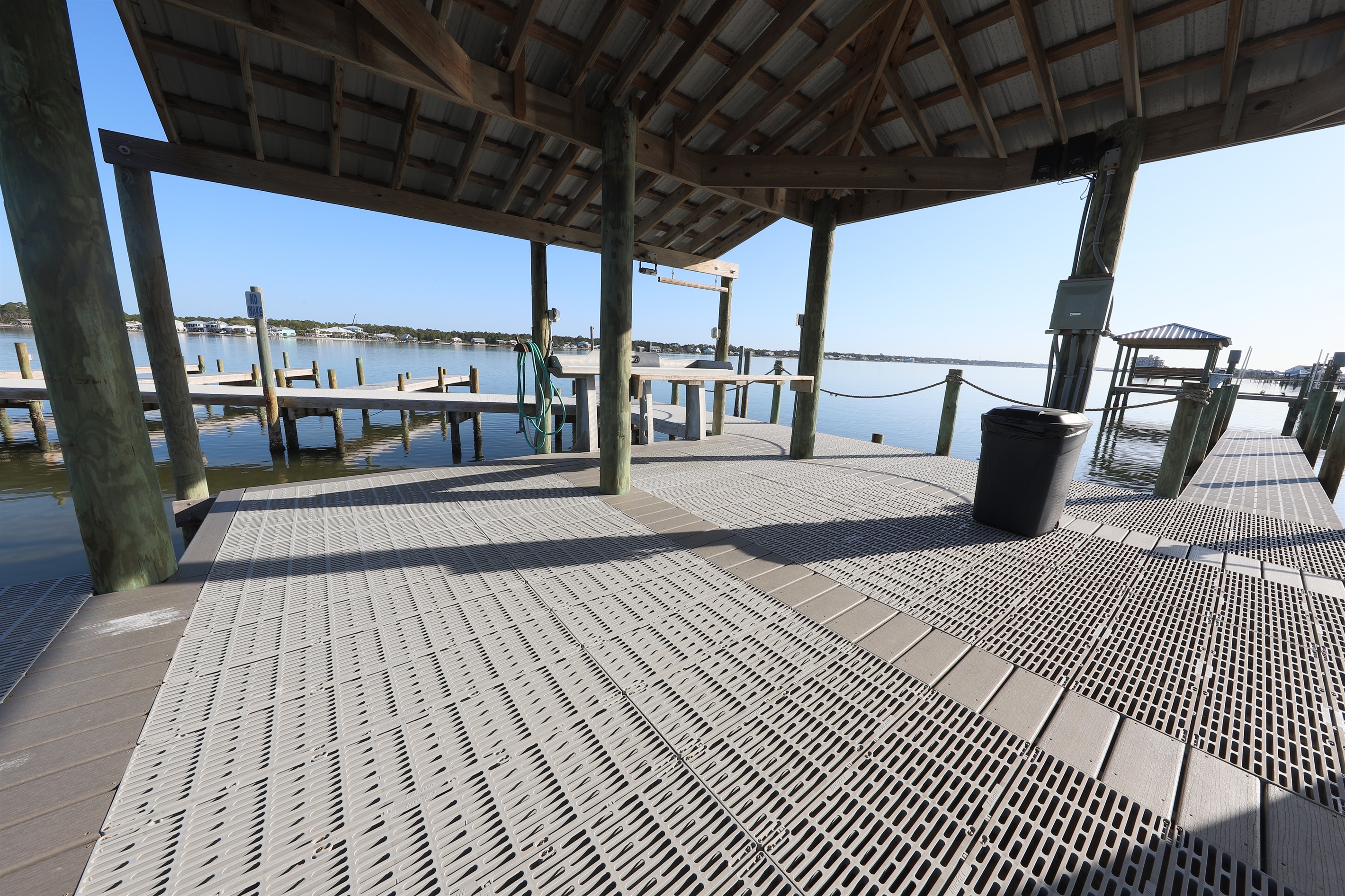 Dock