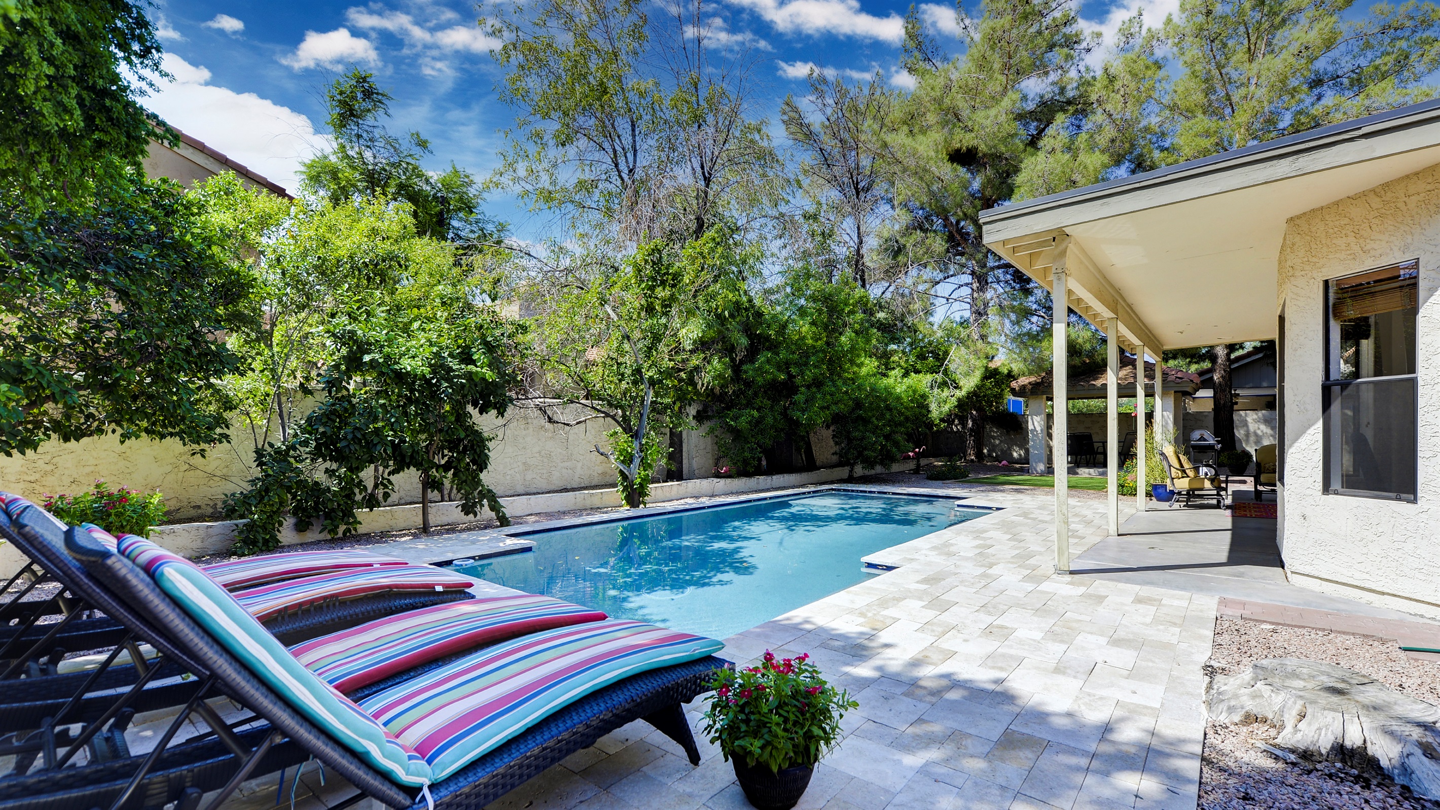 We Pay Pool Heat!  Heated Pool for those chilly nights!