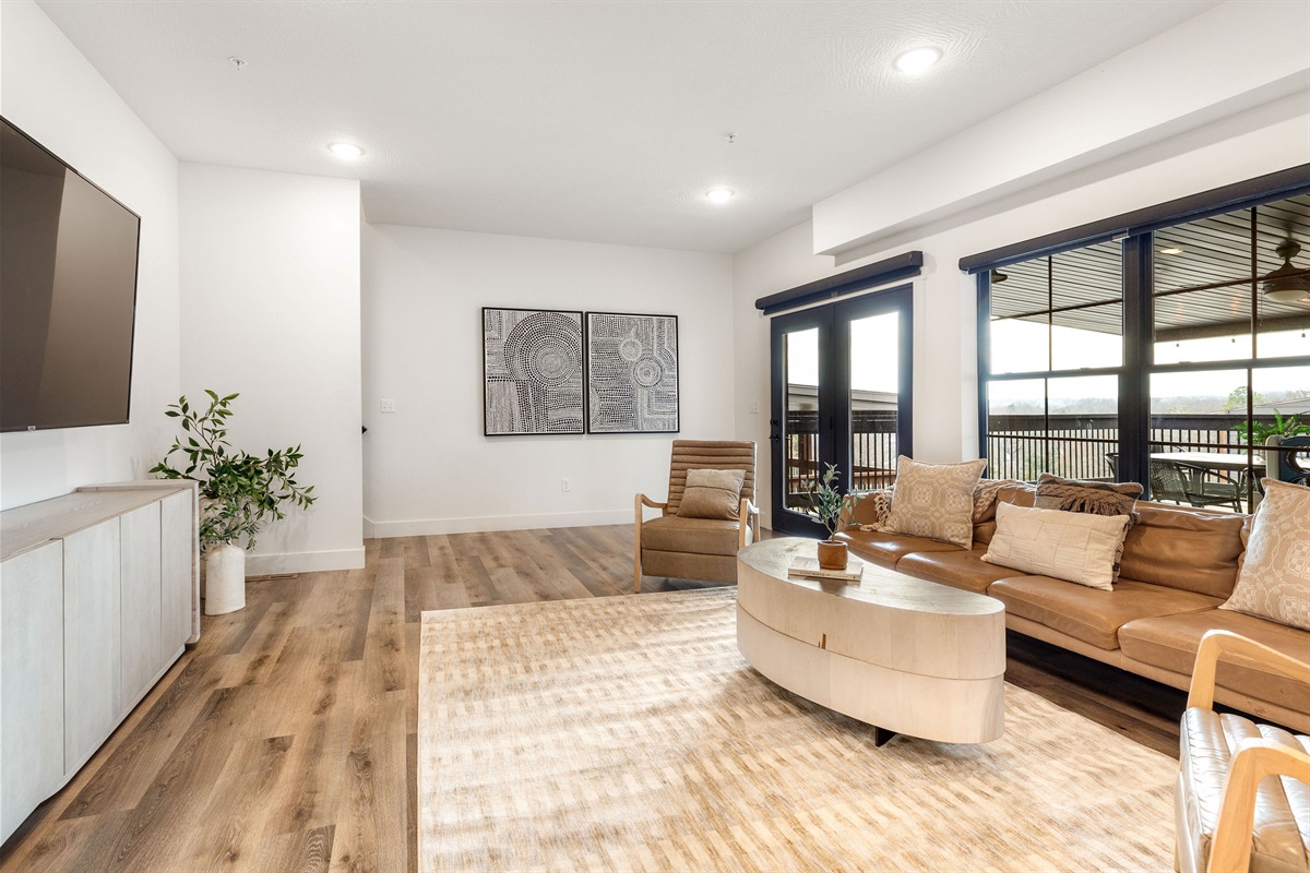 Main level living room