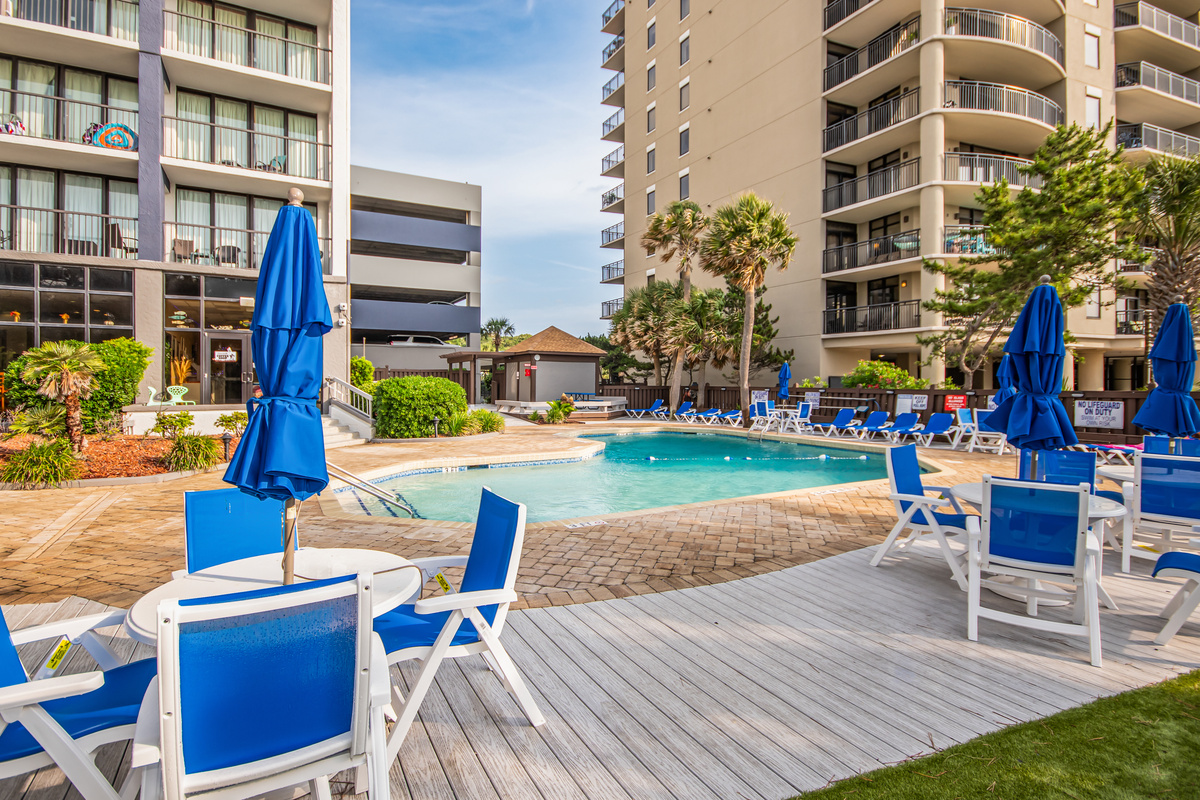 Beach Colony Resort has 2 large pools, 1 baby pool, a lazy river, and hot tub.