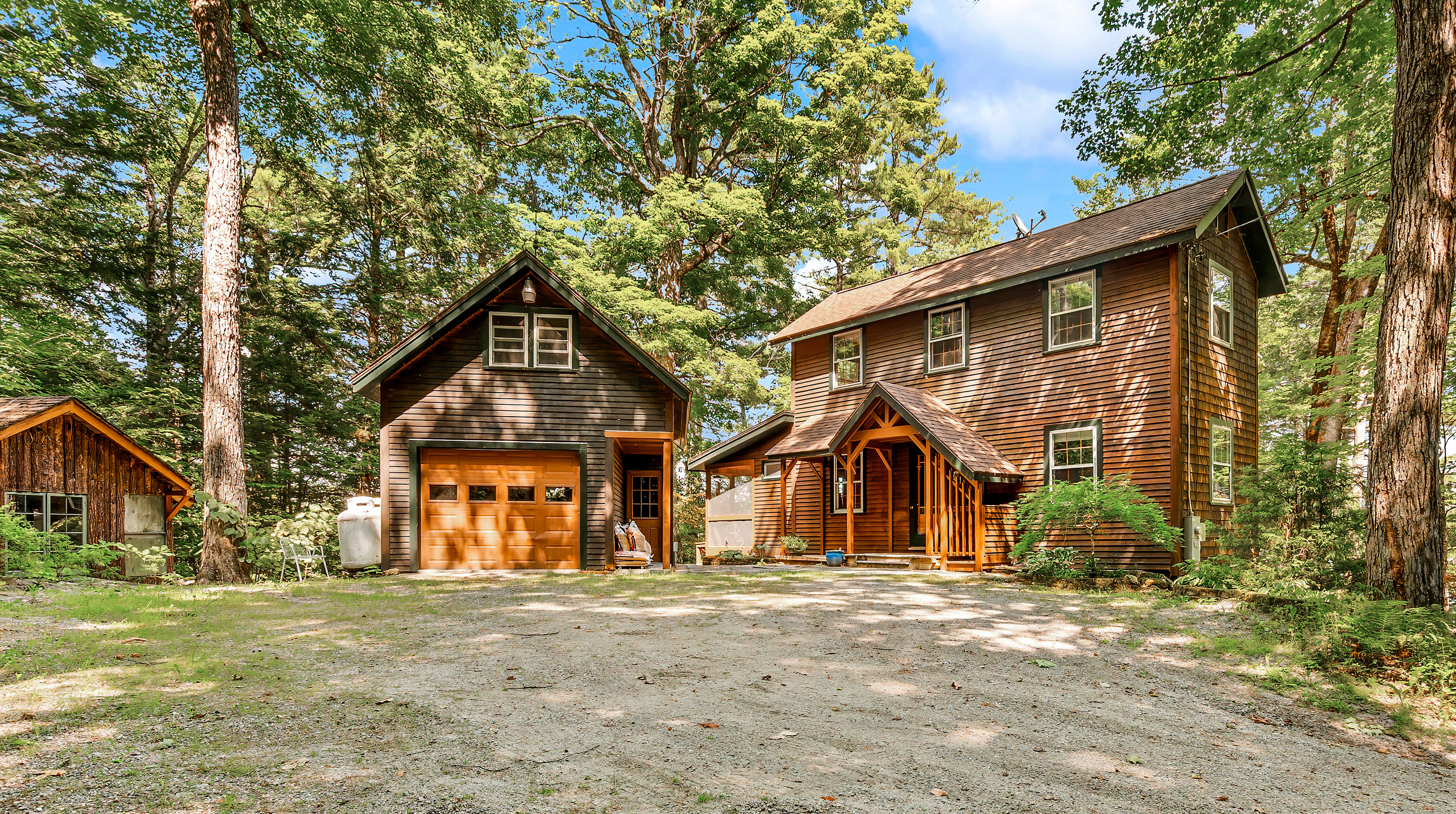 Front view of the house as you drive up the driveway.