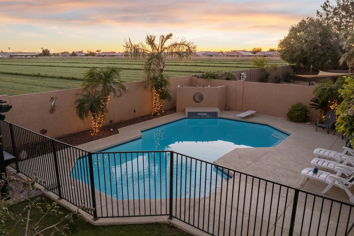 Peoria Home with Heated Pool + Hot Tub — Peoria Home with Heated Pool + Hot Tub, Peoria, Arizona — photo 6