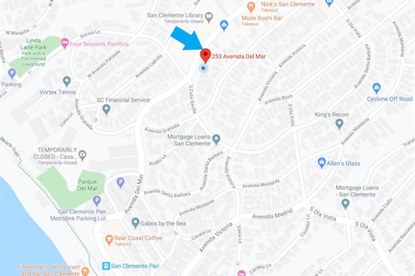 The perfect location in the heart of the village yet quiet and a short walk away from the pier and beach :)