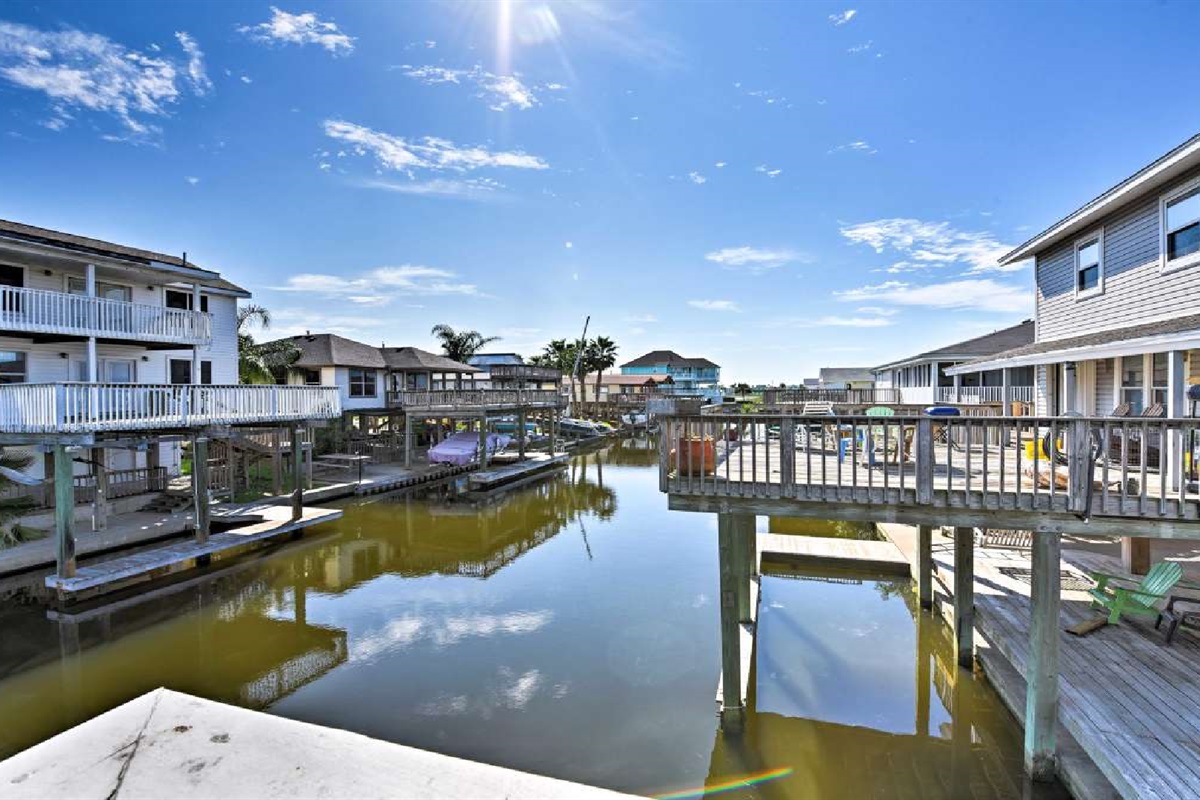 Bayview Cottage Team Mamo Realty, Inc.