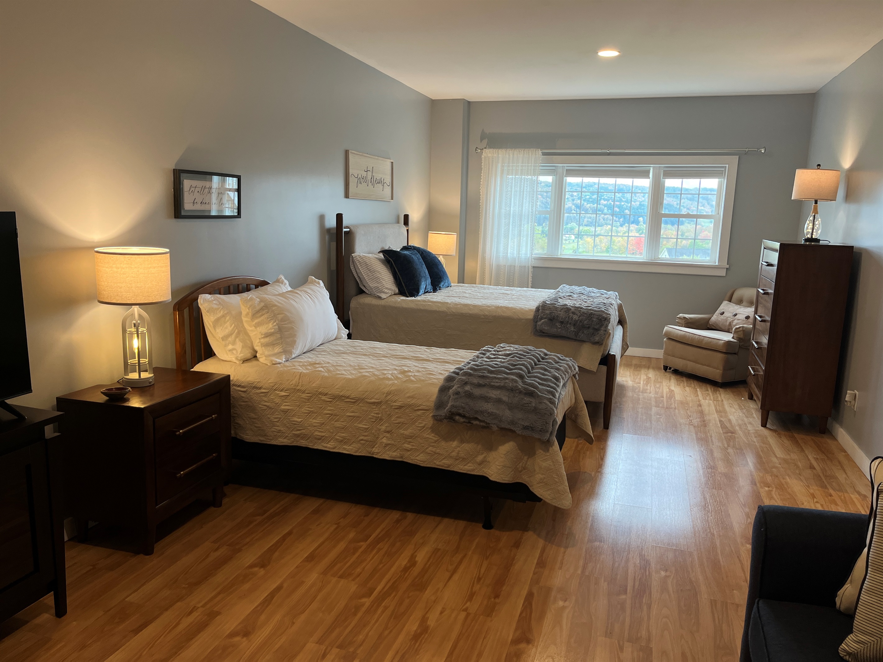 Lower level Family suite with Queen, Twin and lounge area