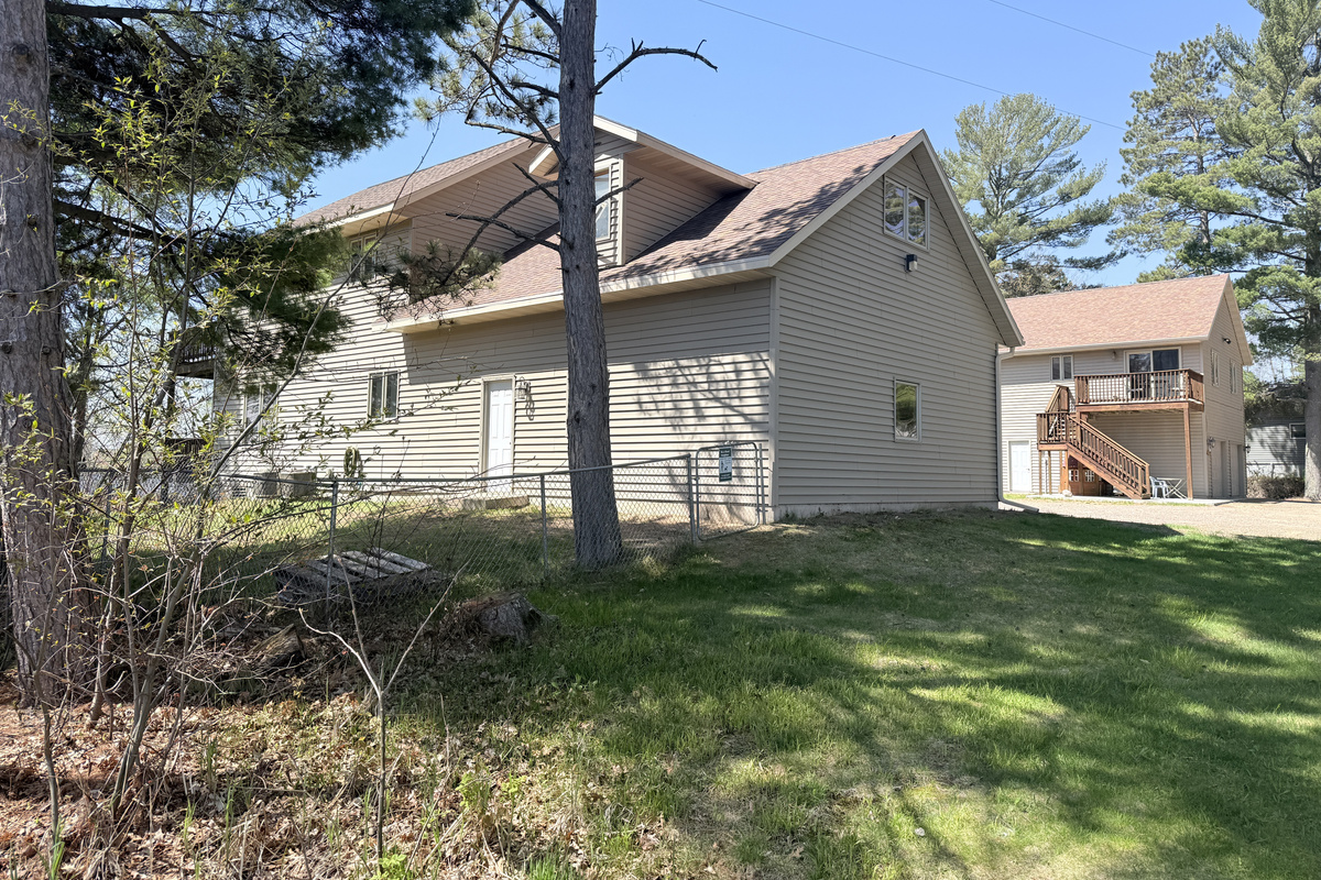 Exterior - Side Yard View