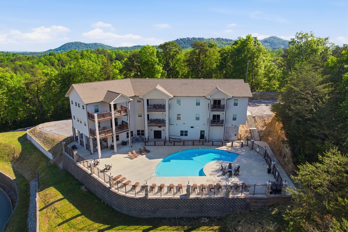 Located at the top of the resort, the clubhouse offers a central place to relax, play, and take a break from the day. It’s easily accessible and designed for guests to gather and enjoy shared amenities. *Note* Pets are not allowed inside the clubhouse.
