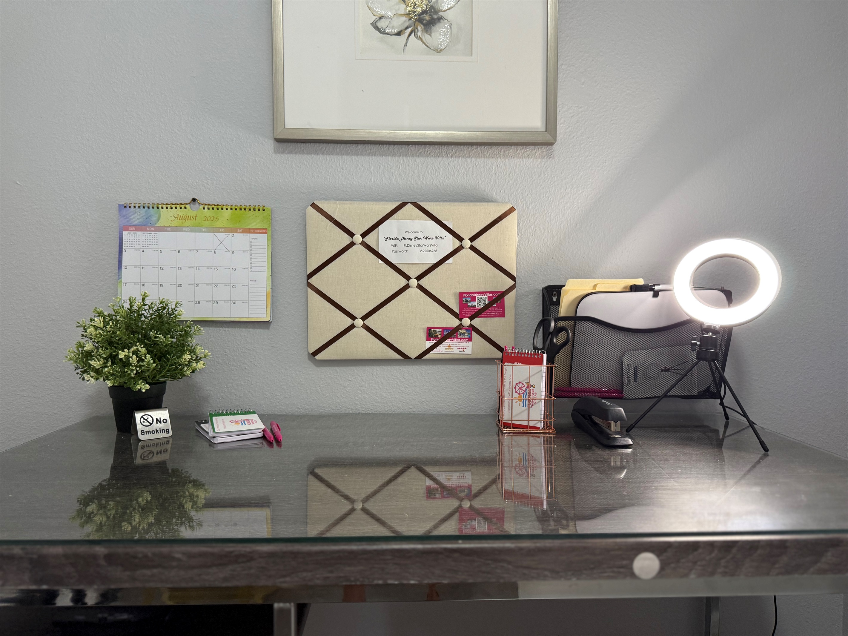 💻 Stay productive in our stocked office space – complete with supplies, great lighting, and fast reliable WiFi, perfect for planning, working, and getting things done with ease. ✨