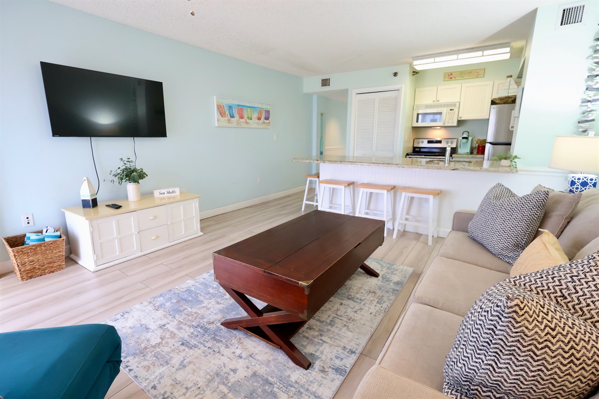 Smart TV , complimentary Wifi , kids games and Queen Size pull-out sleeper sofa