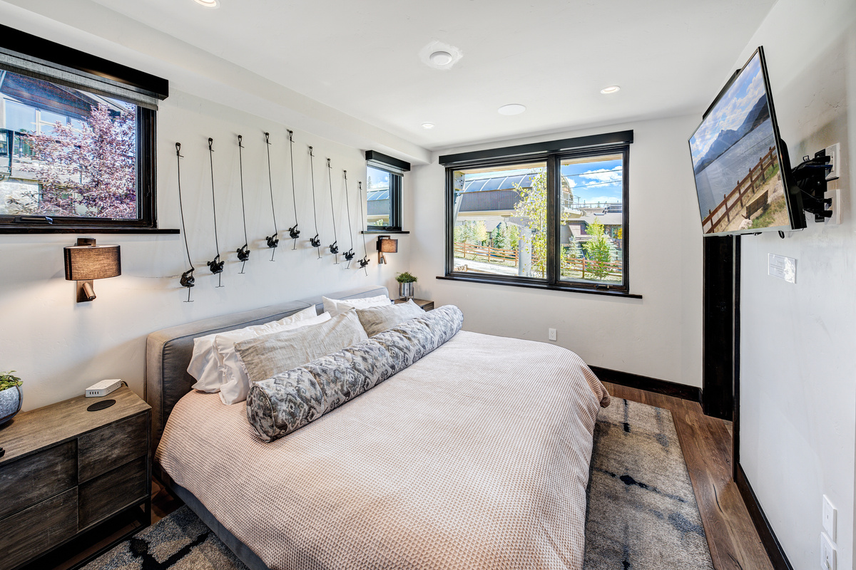 Bedroom #2 private w/ensuite bath and king bed.