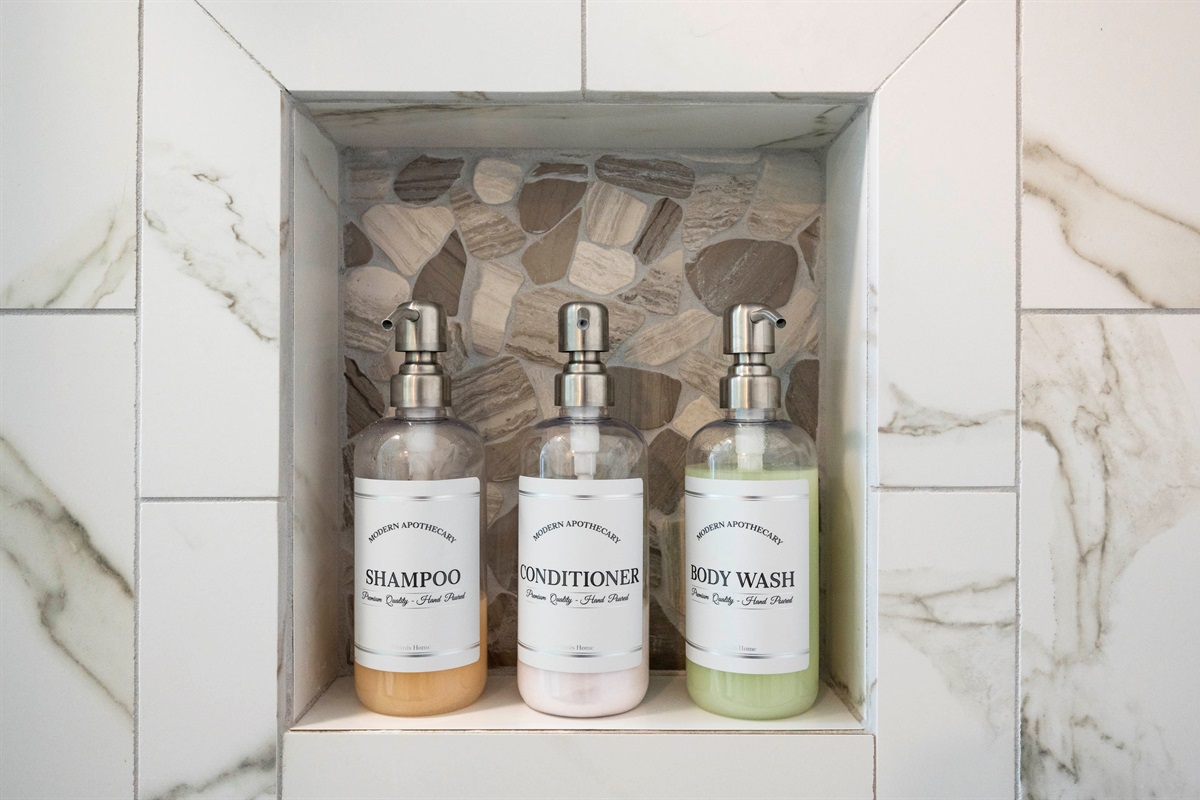 Enjoy luxury bath essentials with premium shampoo, conditioner, and body wash for a spa-like experience!