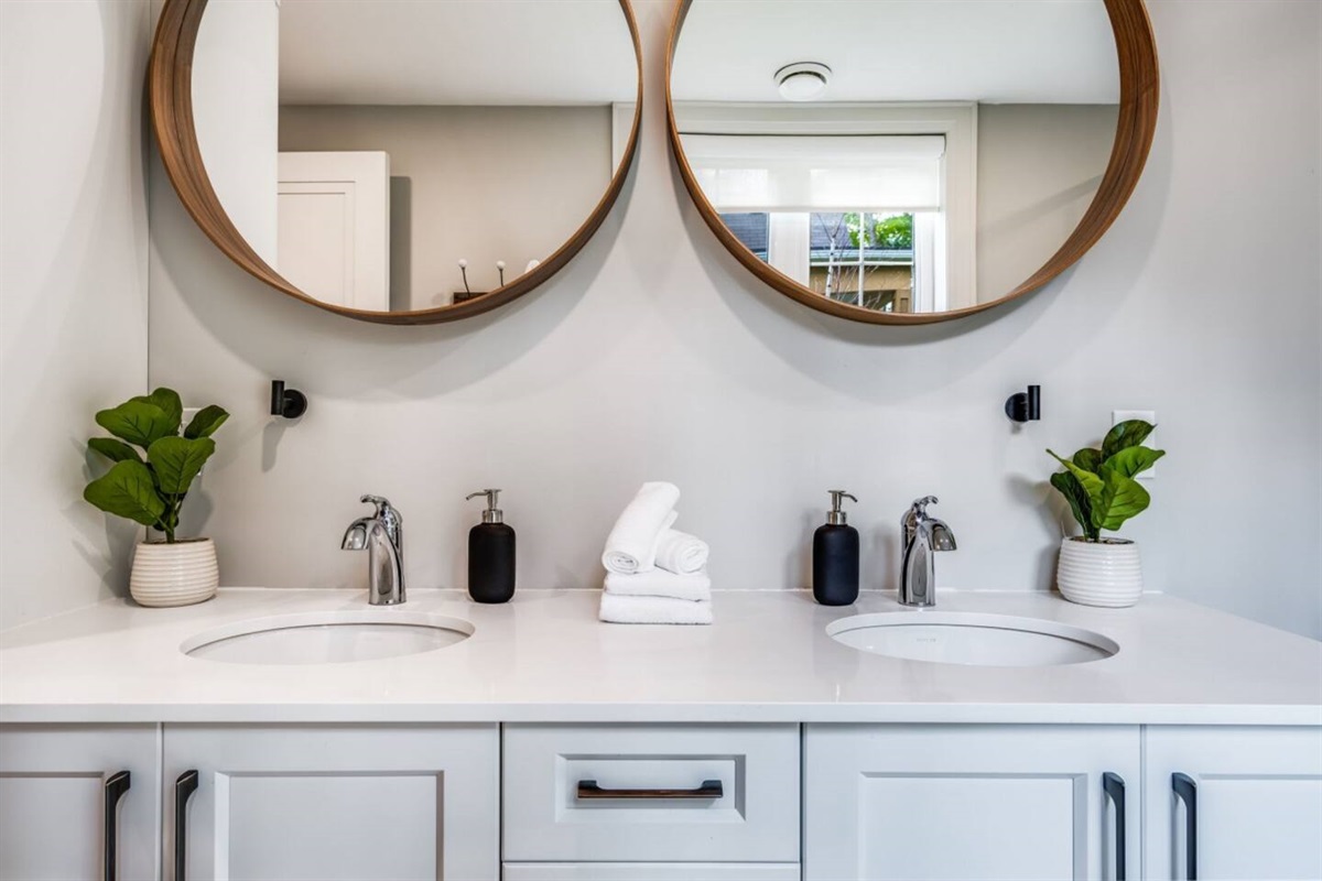An ensuite thoughtfully appointed for unrushed mornings.