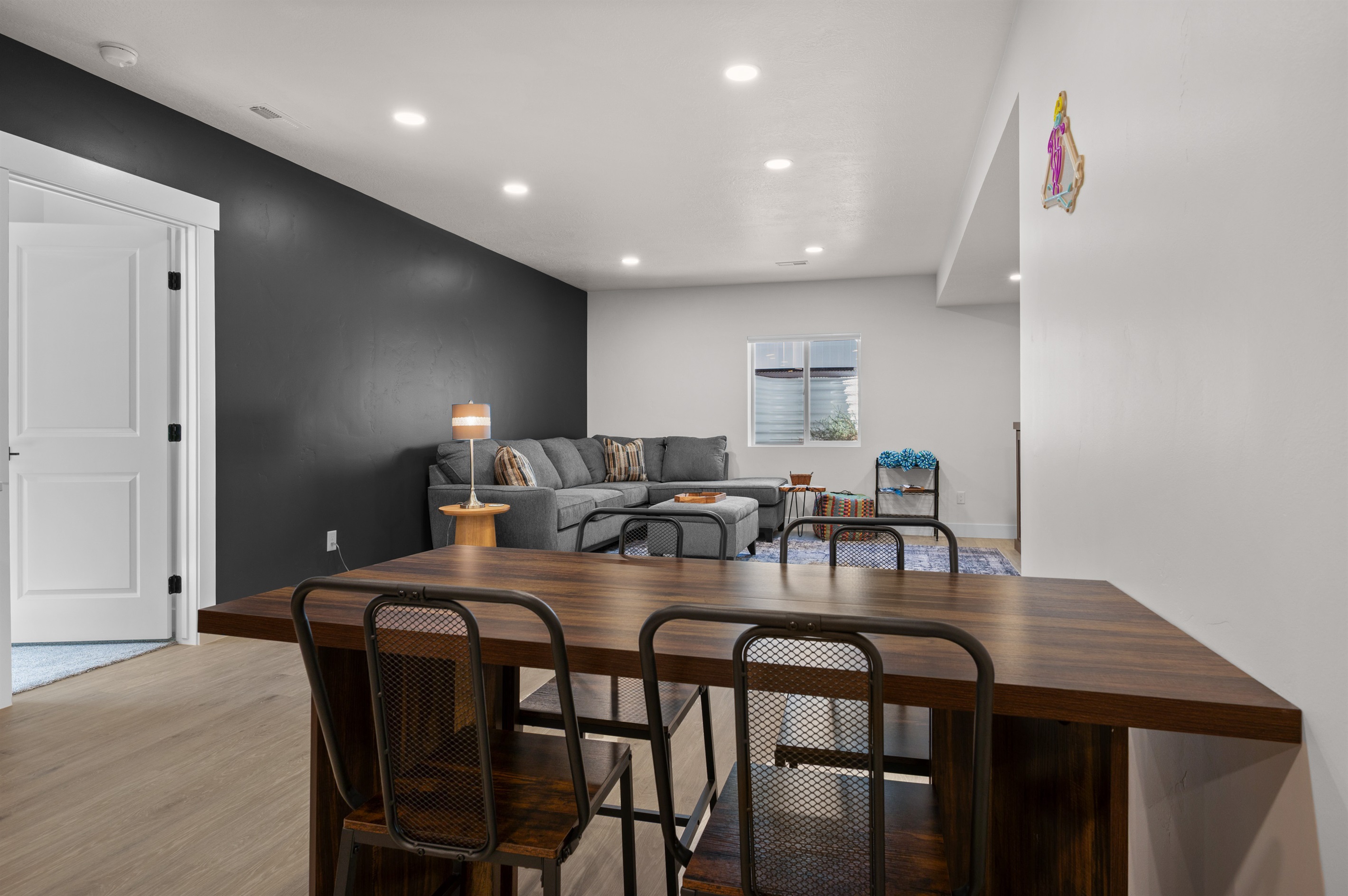 Open dining space that connects the kitchen and living room seamlessly.