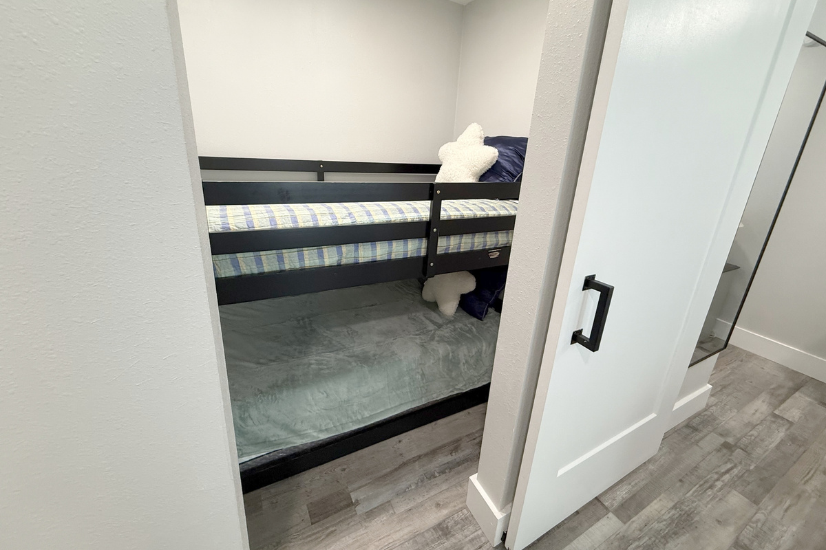 Biltmore Beach Aloft (3rd floor) bunk nook in the main bedroom
