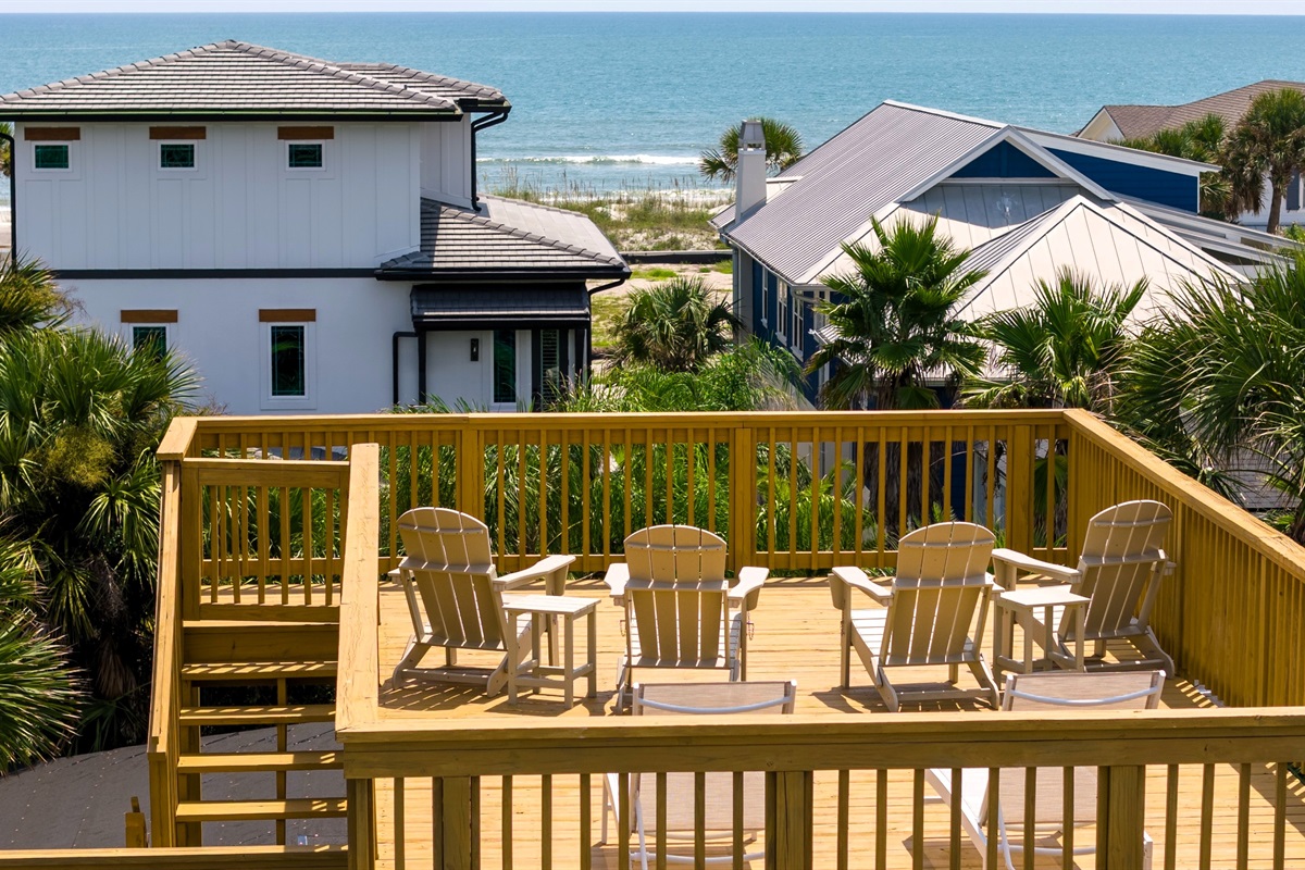 The perfect spot for sunset cocktails