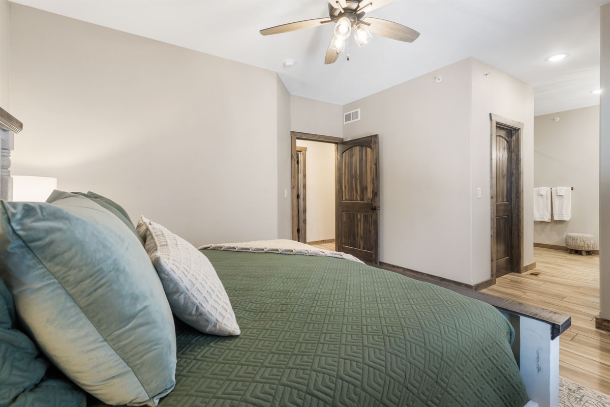 Main Level King Bed #2 w/ ensuite bath