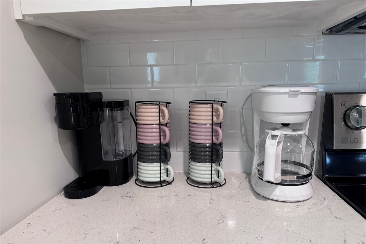 Coffee bar, drip and pods