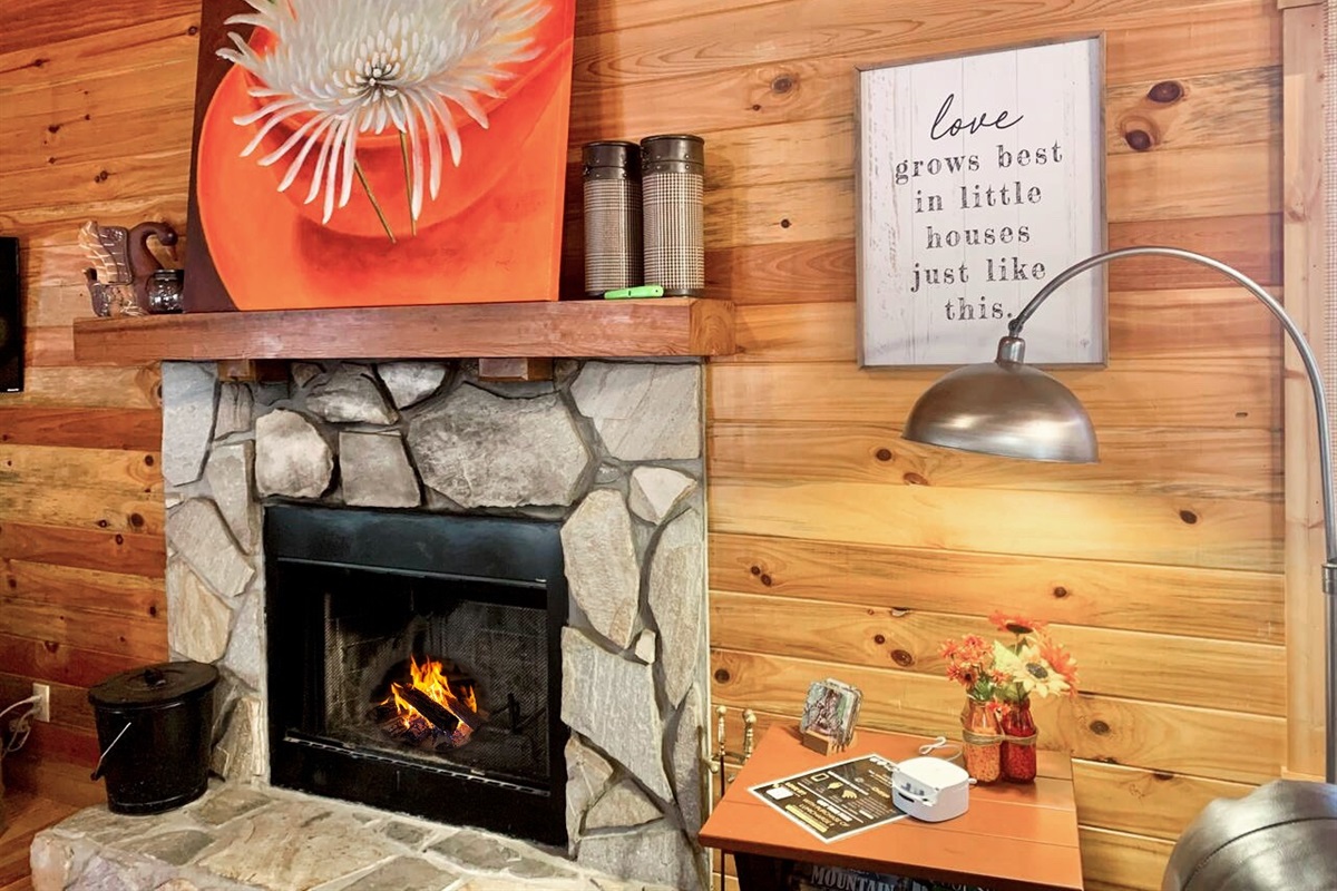 Warm cabin décor creates the perfect North Georgia mountain vibe.